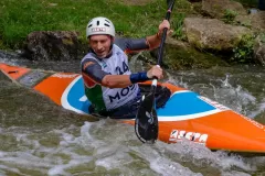 Kayak-CFSM-Metz-3211